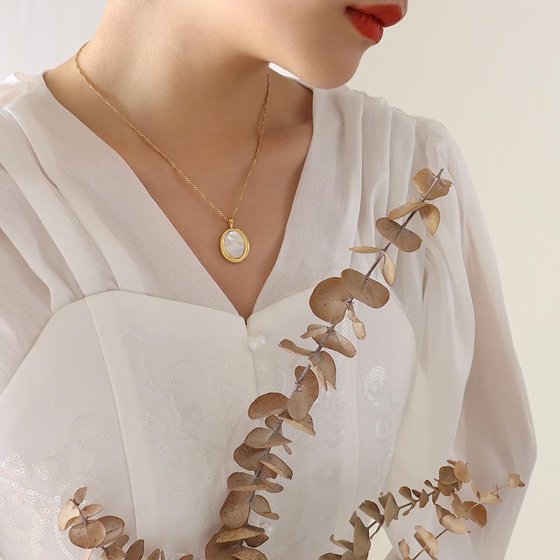 Elegant Gold-Plated Titanium Steel Necklace with Oval White Sea Shell Pendant