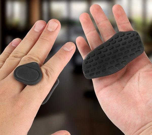 Silicone Non-slip Palm Grip Fitness Dumbbell Weightlifting Silicone Hand Guard Pad with Anti-slip Grip Handle