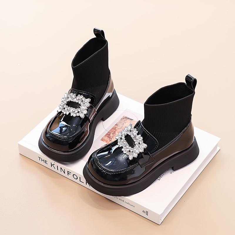 Girls' sock boots2026Spring and Autumn New Princess Martin Boots Children's Leather Shoes Girls' Soft Sole Short Boots Black