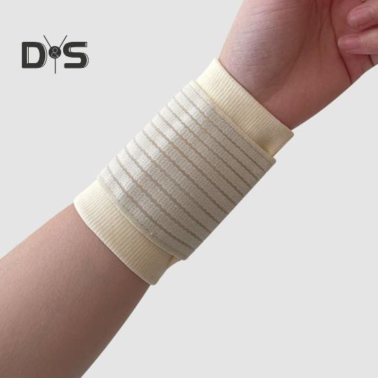 Ochranný náramek na zápěstí Tlumící potítko Gym Fitness Ortéza na zápěstí Prodyšný Nastavitelný sportovní náramek pro muže Ženy