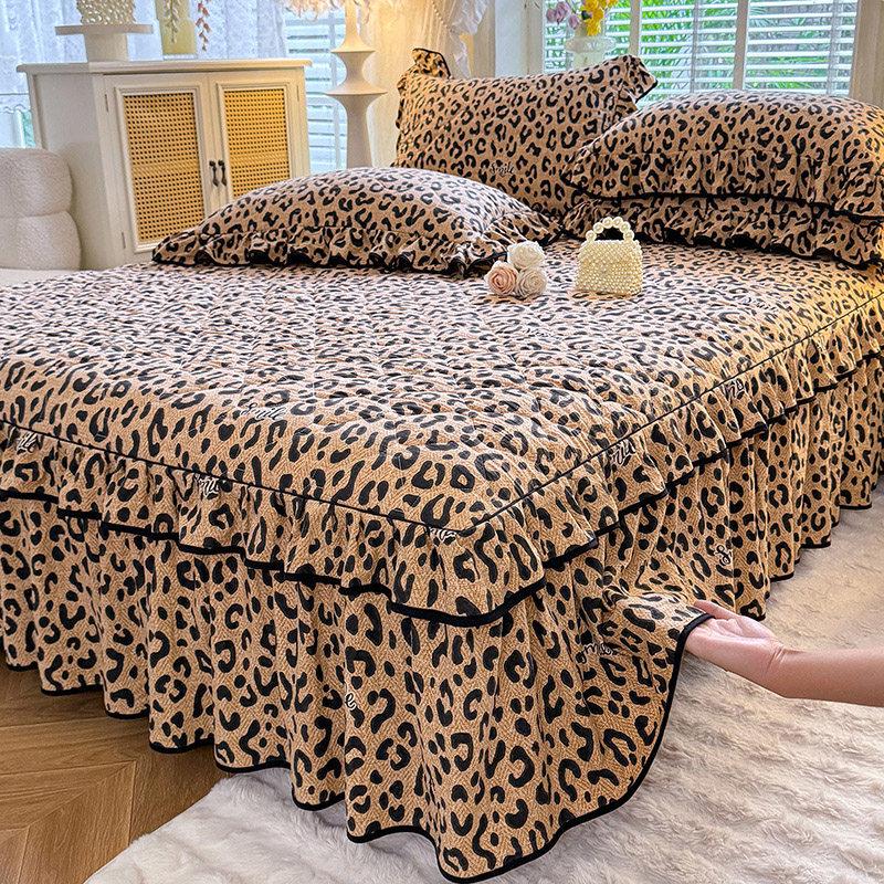 Thickened Quilted Non-Slip Bed Skirt
