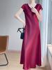 Elegante Vestito Estivo da Donna Dorato con Scollo a V in Raso e Maniche Corte