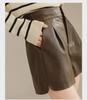 Braune PU-Ledershorts mit hoher Taille in A-Linie für Damen, Herbst/Winter 2025, Slim Fit, lässige Oberbekleidung mit weitem Bein.