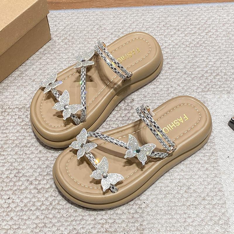 Fairy wind muffin thick-soled cool slippers female outer wear 2025 summer new round head rhinestone belt two wear flat sandals