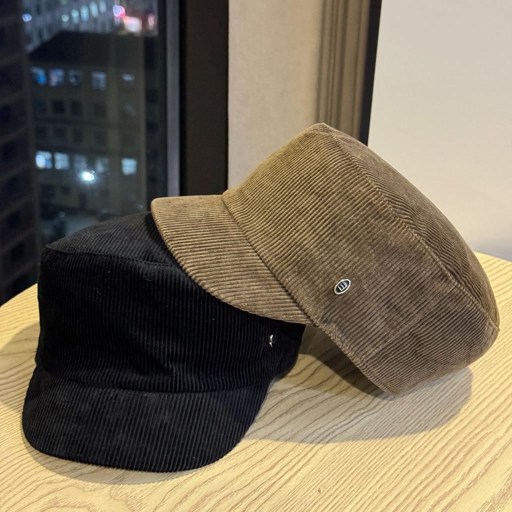 Autumn and Winter New Corduroy Hong Kong Style Flat Top Cap Versatile Temperament Wide Brim Atmospheric Flat Top Hat Fashionable Hat