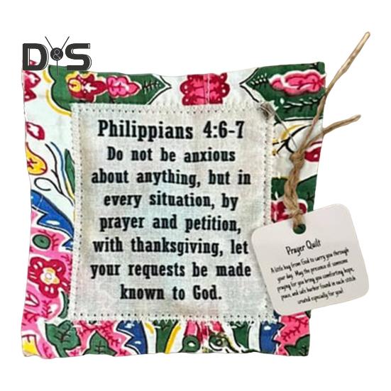 Mini colcha de oração, colcha de oração vintage com dispositivo de madeira dentro, colcha de oração de bolso feita à mão, quadrados, presente religioso para amigos cristãos