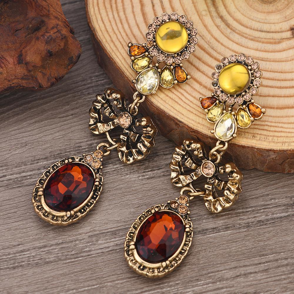 2024 Retro Crystal-Inlaid Silver Plated Earrings - Exaggerated Niche Design for Women