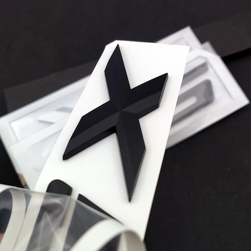 Letra Cromada Negra Mate Adhesiva de ABS 3D para Maletero de Coche Pegatinas de Letras X5 Logo X5 Insignia Emblema E70 E53 F15 G05 Accesorios ut2