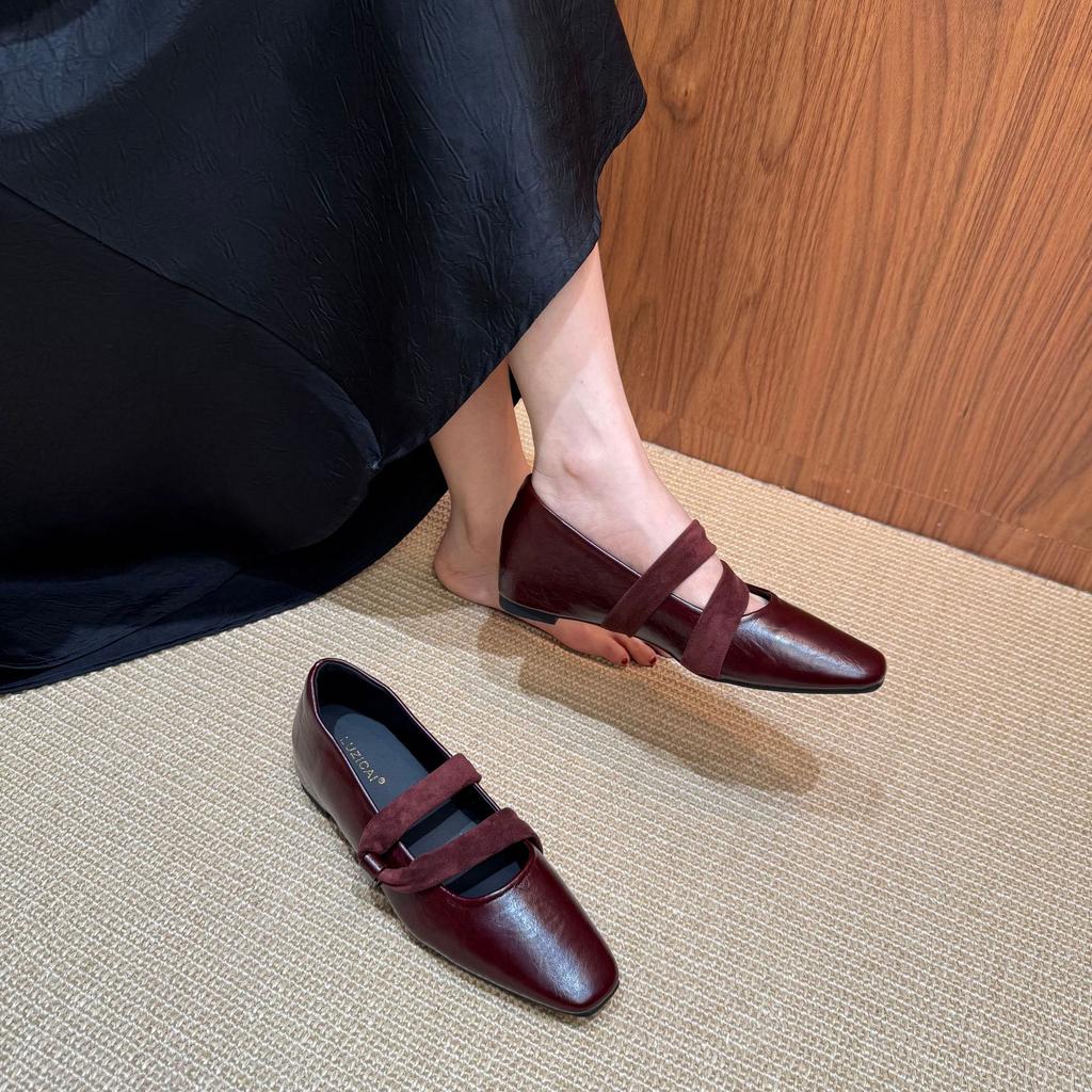 2025 new round head inner height increase wedge heel shallow mouth period soft bottom commuter work word belt elastic women's shoes