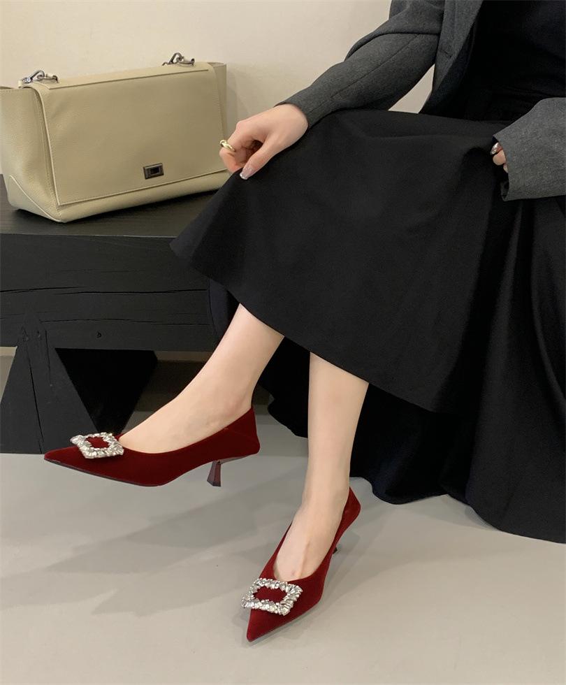 Temperament high heels black professional low heel 2025 spring and summer new pointed head shallow mouth square rhinestone thin heel single shoes gram