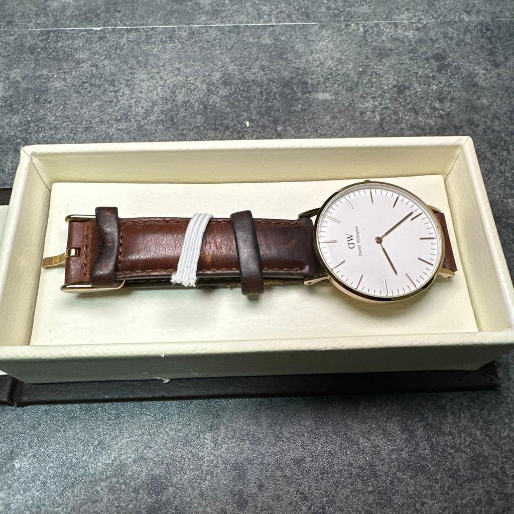 Used Daniel Wellington Watch Classic 36mm Brown Leather with Box