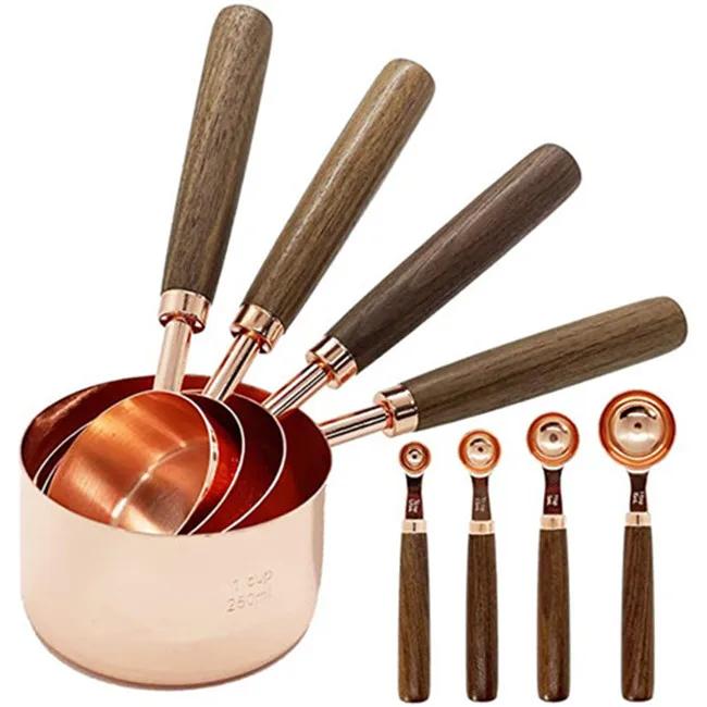 Edelstahl Messlöffel Set mit Walnussholzgriff - Set von 4/8 Kupfer Messbecher für trockene und flüssige Zutaten