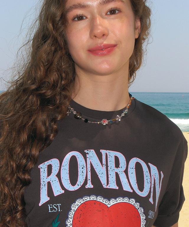 RONRON Ronron Heart Laurel Over Fit T Shirt Charcoal