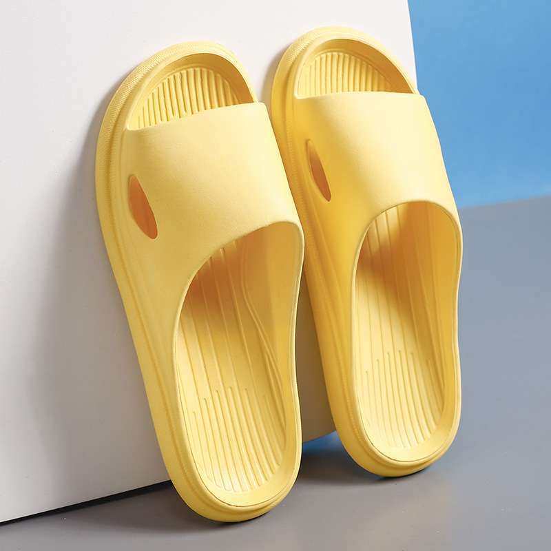 Rhinestone Flat Bottom One-word Slippers for Women To Wear 2025 Summer New Fashion Square Head Open-toed Sandals, Foreign Style Home Niche