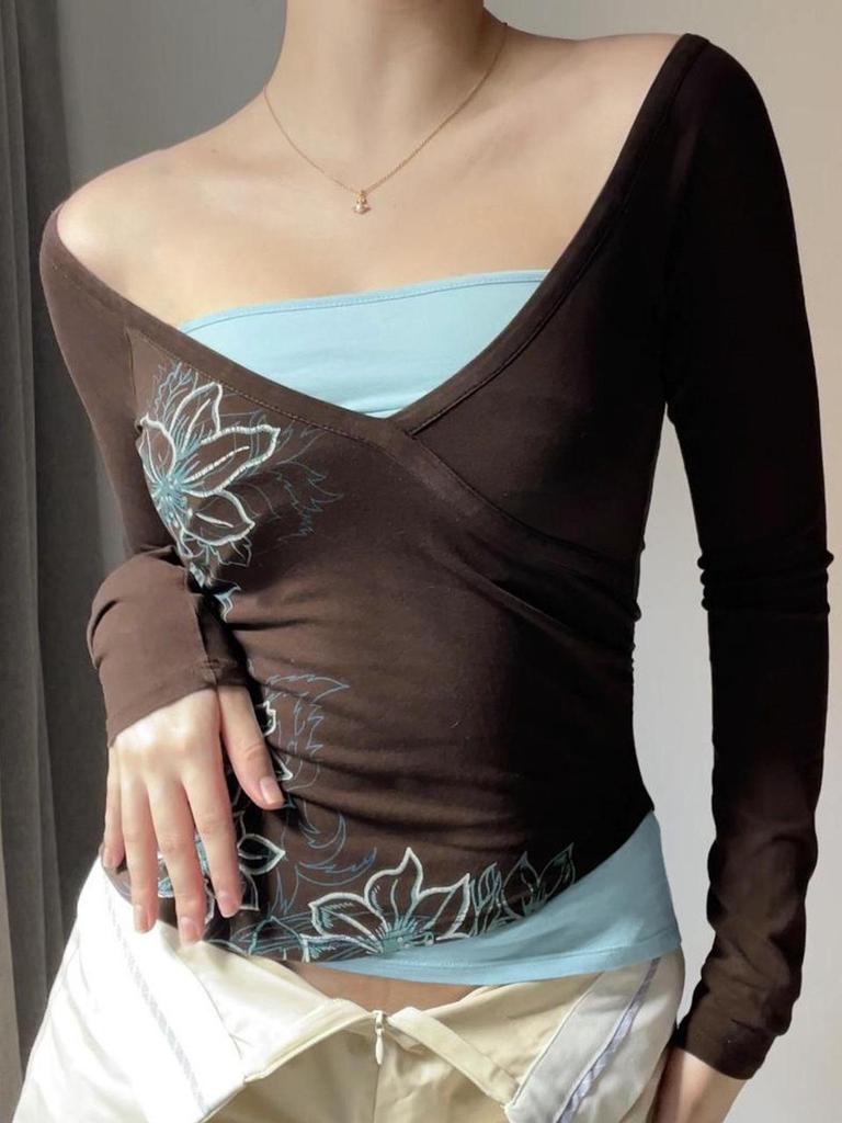 2025 Herbst Amerikanischer Retro-Farbblock Zweiteilig Schmal Geschnitten Damen-T-Shirt