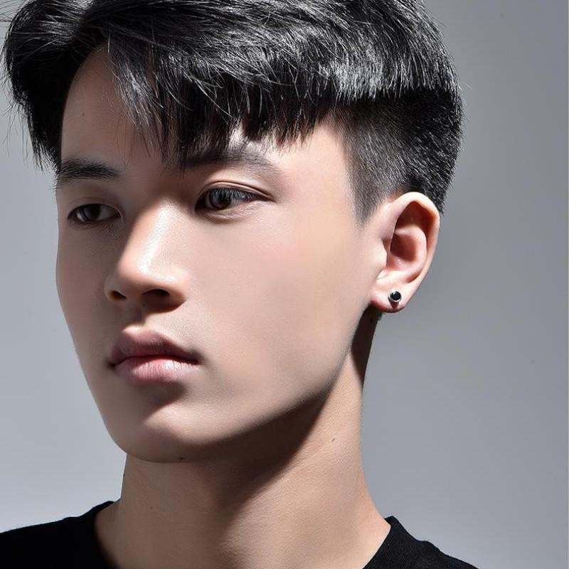 Men's Trendy 925 Sterling Silver Black Gemstone Stud Earrings - European and American Minimalist Style