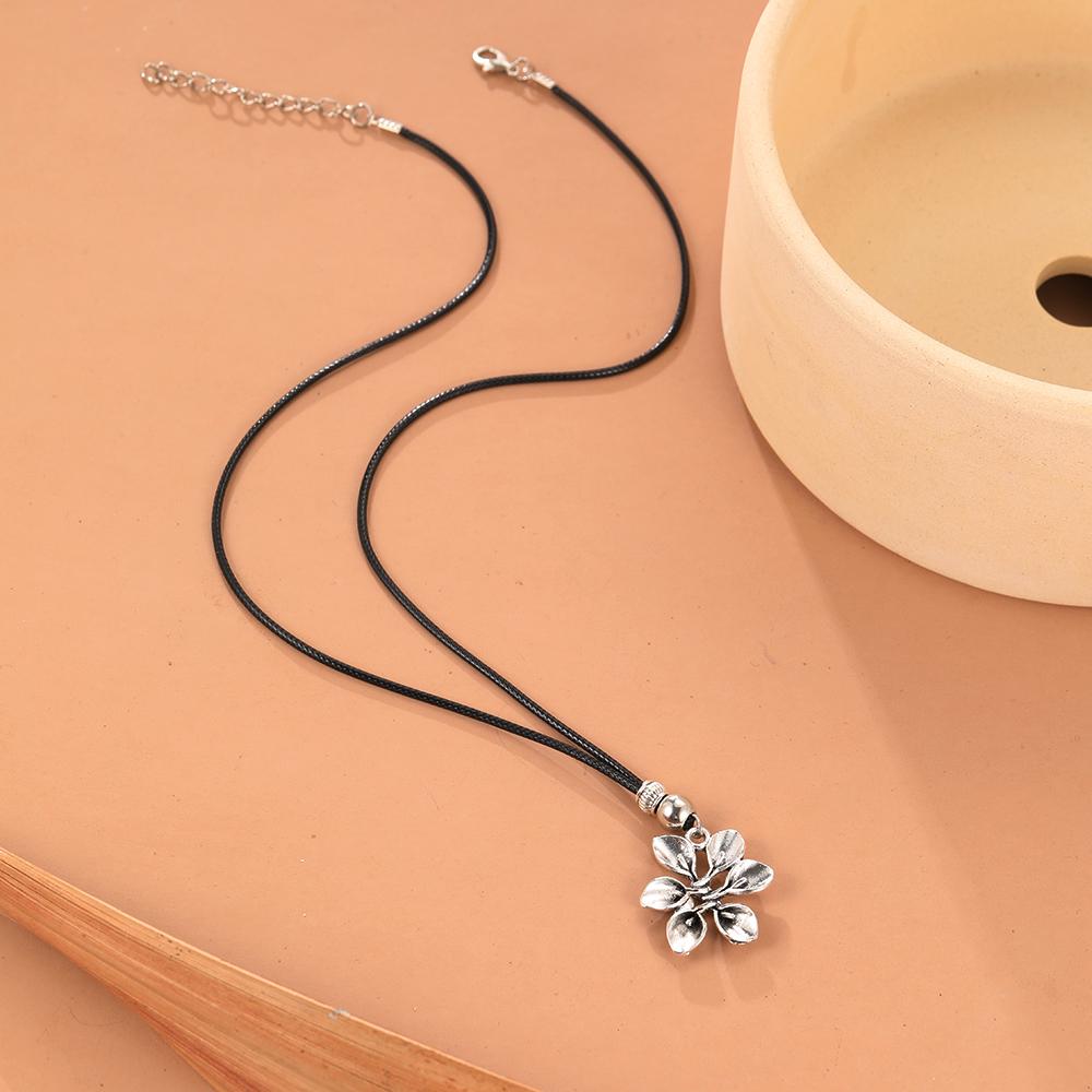 Bohemia Boho Tibetan Flower Antique  Color Charms Pendants For Necklace Jewelry Handmade Jewelry