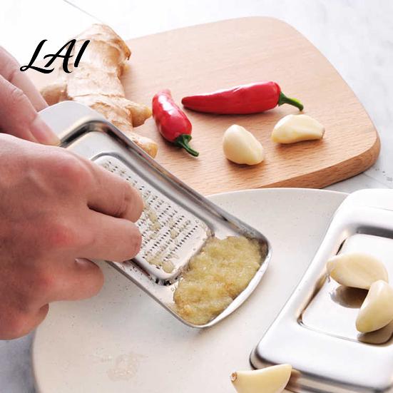 Ginger Paste Grater Stainless Steel And Garlic Grinder Easy Clean Handheld Manual Grater Mincer for Cooking Residue Separation Multi Purpose Kitchen