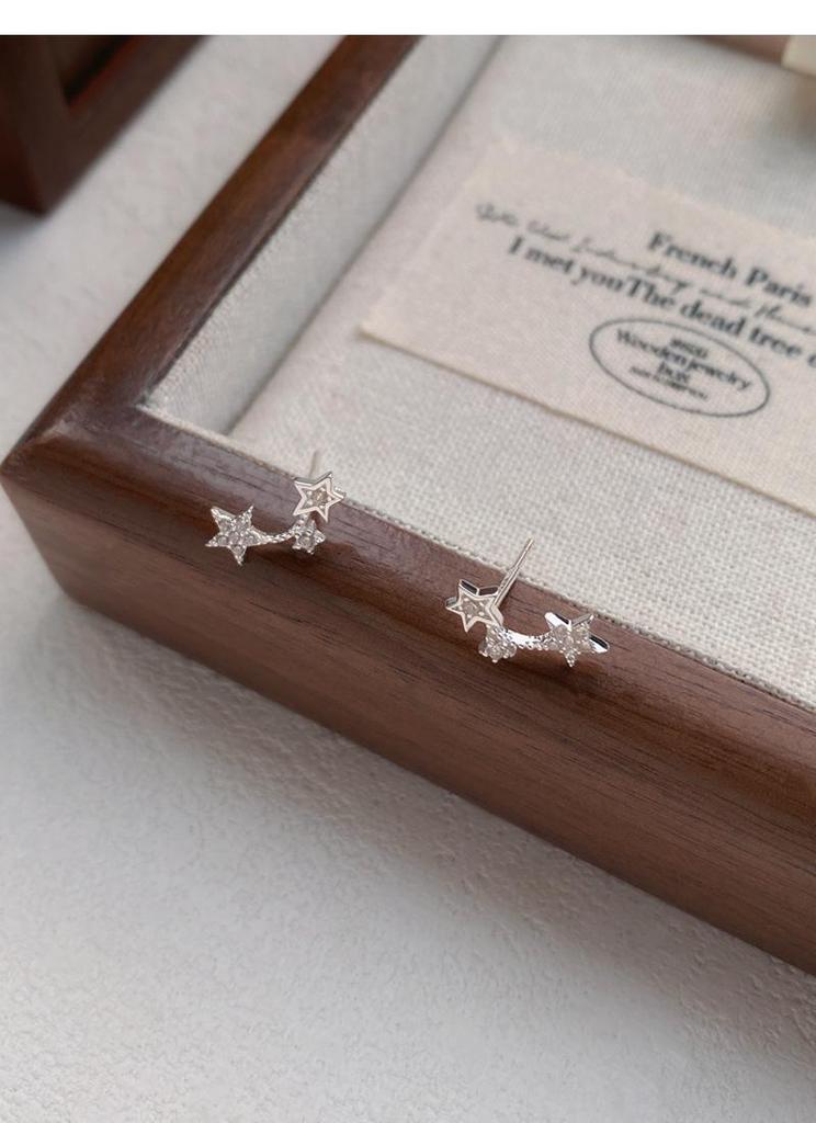 Sterling Silver Smiling Star Stud Earrings for Women – Korean Style, Elegant, Simple, and Cute.
