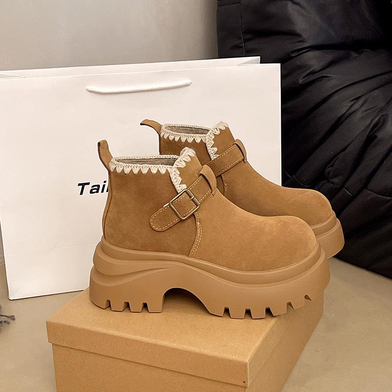 

Ретро ботинки на толстой подошве с увеличением высоты женские 2025 осень новые универсальные и тонкие короткие ботинки британский ветер локомотивные ботинки Мартин 40 жёлтый