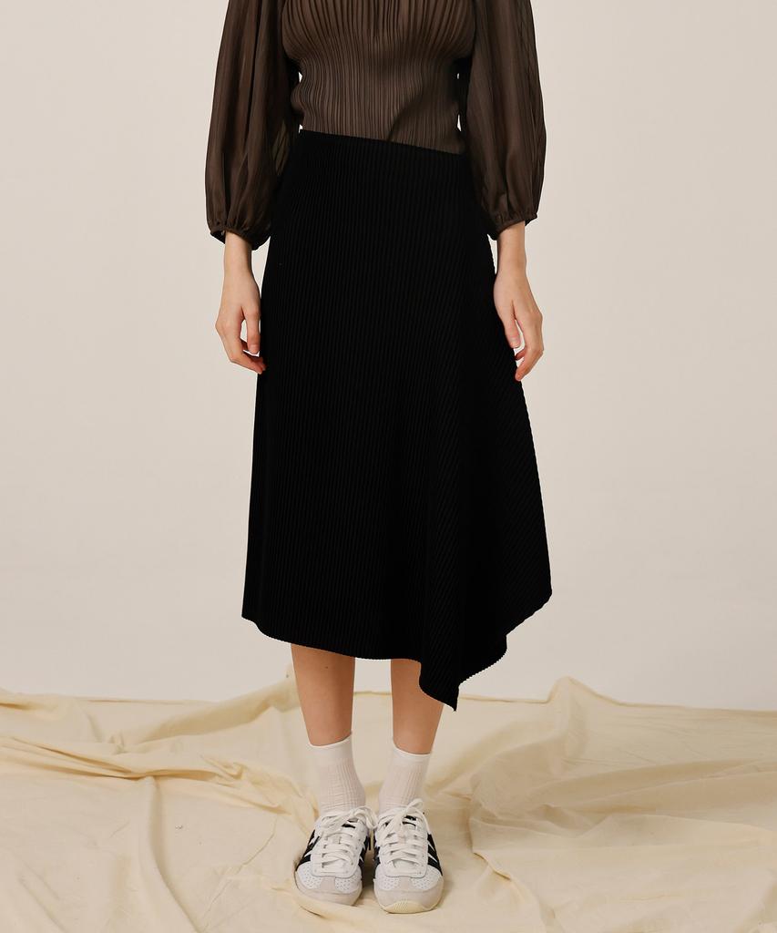 Waiowai Asymmetric Pleated Midi Skirt_Black