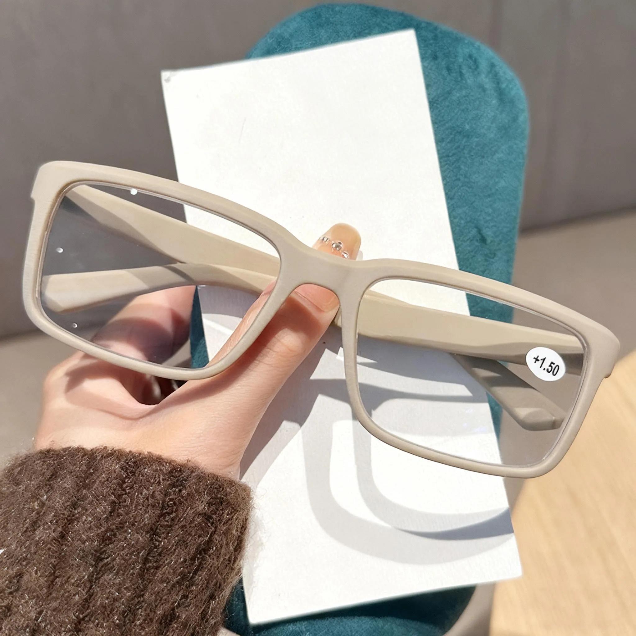 

Men S And Women S Fashion Reading Glasses With Plus Diopters New Style Blue Light Blocking Spring-Arm Presbyopia Glasses 1.0