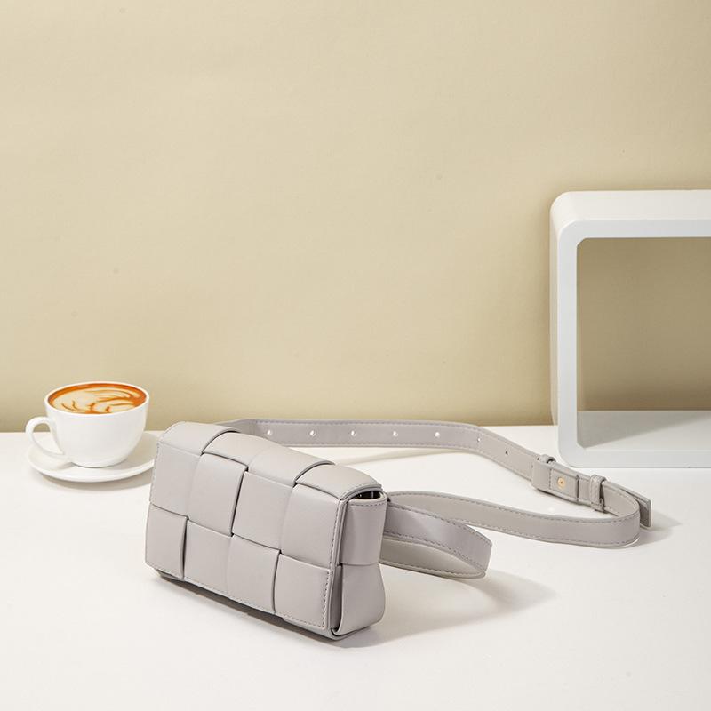 Summer New Fashionable and Simple Shoulder Rhombus Women's Bag Trendy Crossbody Woven Chain Bag Women's Fanny Pack