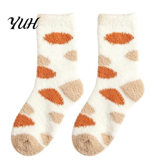 Cozy Winter Sleep Socks 1 Pair Thickened Coral Fleece for Women, Warm Thermal Breathable Velvet Bed Socks, Soft Plush Indoor Floor Autumn Comfort