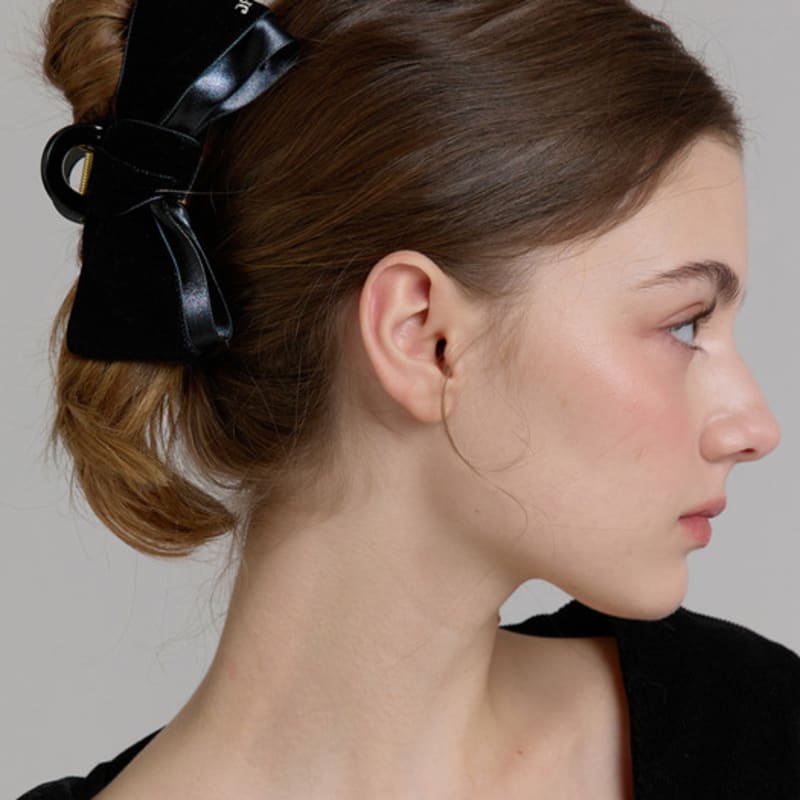 

Jean Paul Clarisse Eloi Velvet Ribbon Clip JP-24-471CC black