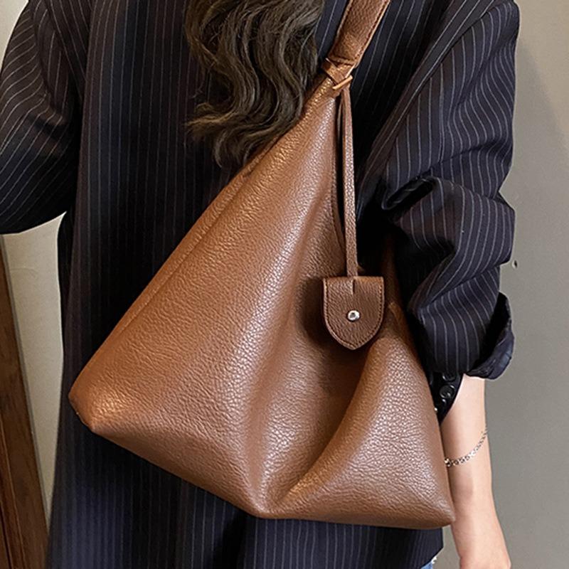 Autumn New Fashionable Casual Handbag Single Shoulder Fashion Niche Women's Bag High Value Daily Simple Bag