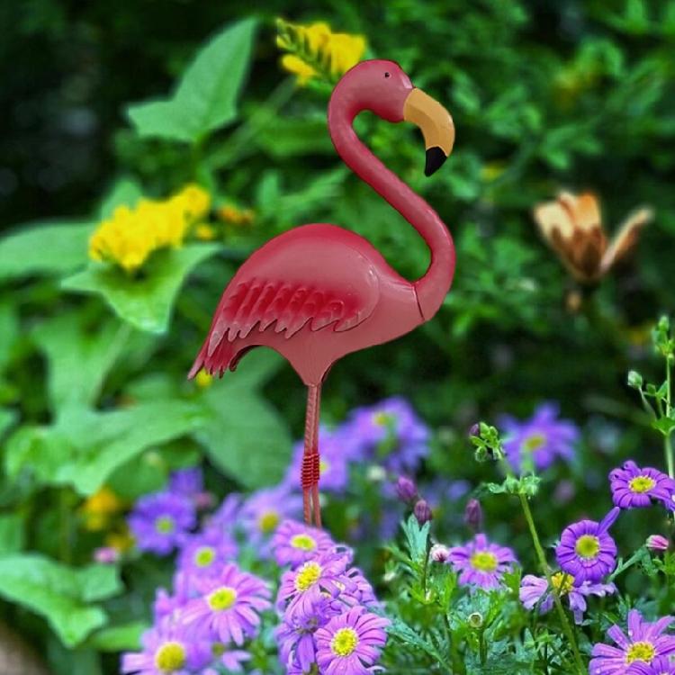 Weather Resistant Iron Flamingo Garden Sculpture Easy Relocate Design Suitable For Backyard Landscape Pool Area Styling