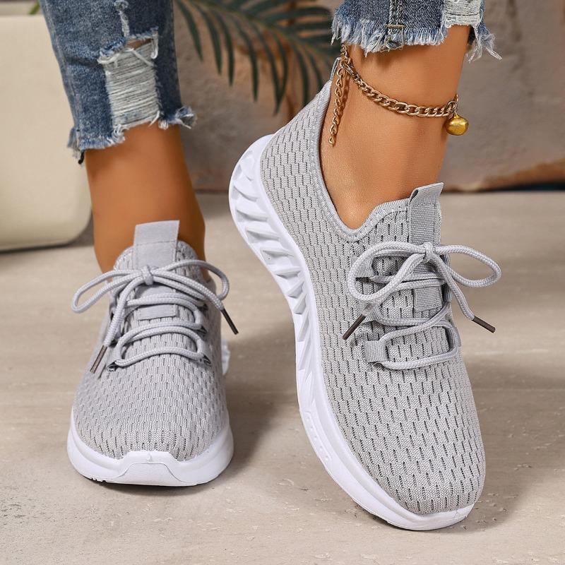 Shoes Women's New Lightweight Casual Shoes Running Shoes Breathable and Not Tired Feet Women's Shoes Soft-soled Sports Shoes Women