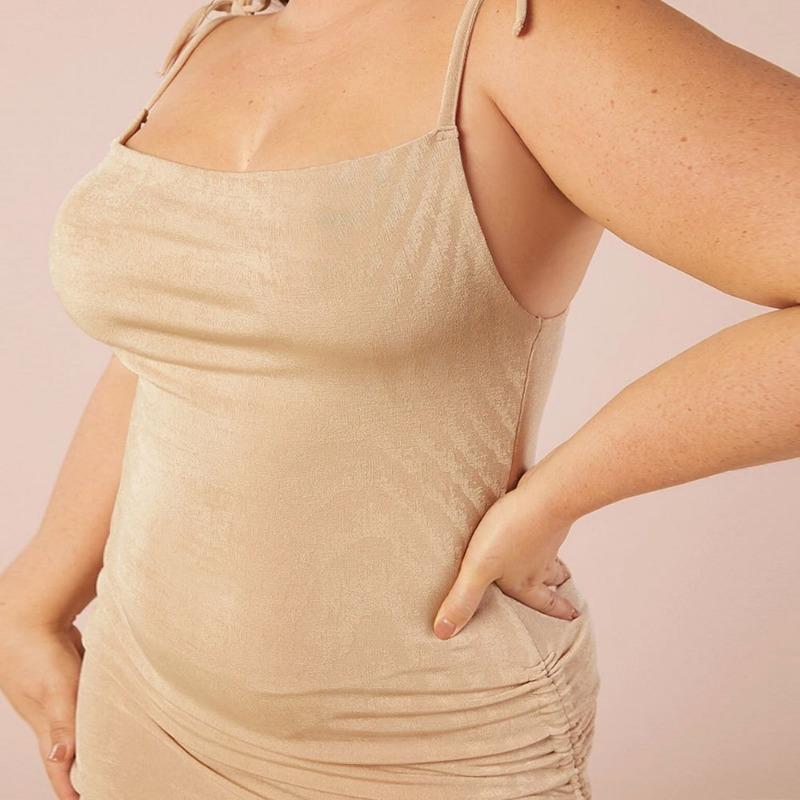 Летние повседневные обтягивающие платья без рукавов для женщин — фото 5