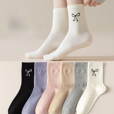 Women's Autumn and Winter Embroidered Bow Mid-calf Socks Breathable and Sweat-absorbing Long Calf Socks