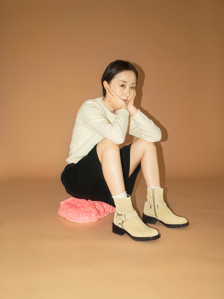 Circle Almond Harness Boots (Deep Beige)
