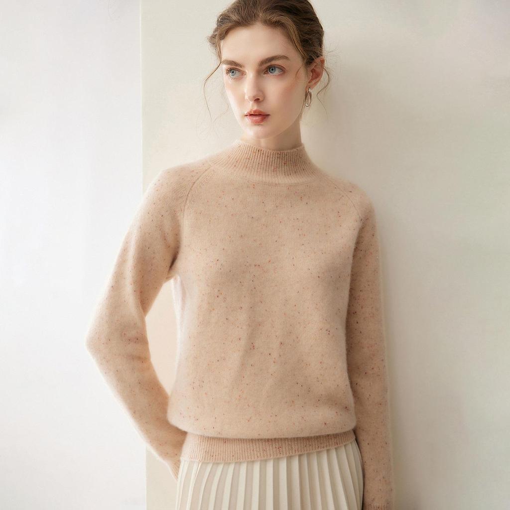 Women's Half-High Neck Cashmere Sweater - Raglan Sleeve, Colored Dot Yarn, Fashionable & Versatile for Autumn/Winter.