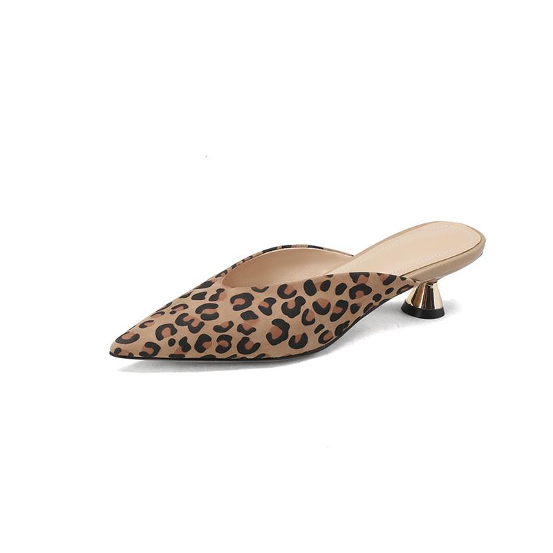 Fashion 2025 New Summer Outside Women Slippers Shoes for Women Point Toe Concise Modern Slippers Chunky Heel Women Mules Solid Slippers
