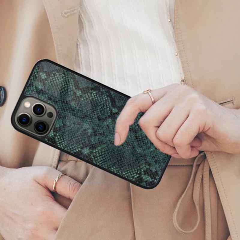 

Snakeskin pattern Magnetic Phone Case For APPLE iPhone 17 Air 16 14 13 12 Pro Max 15 Plus Wireless Charge With MagSafe Cover iPhone 14