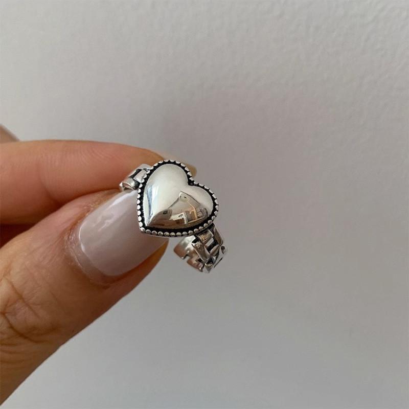 Eyecatching Copper Vintage Heart Ring For Women With Unique Design And Adjustable Fit For Wear Everyday