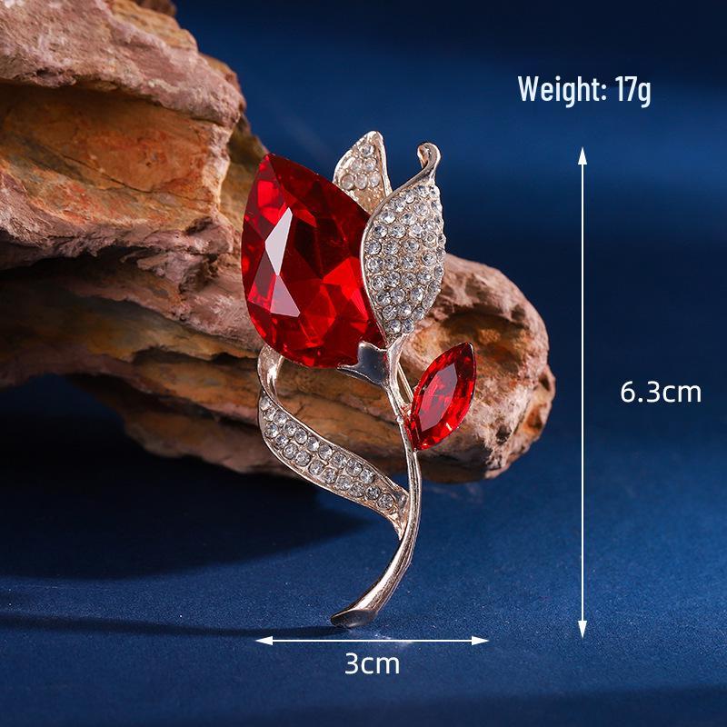 High-End Rose Red Chinese Flower Brooch: Classical Pin for Women's Qipao & Coat Accessories