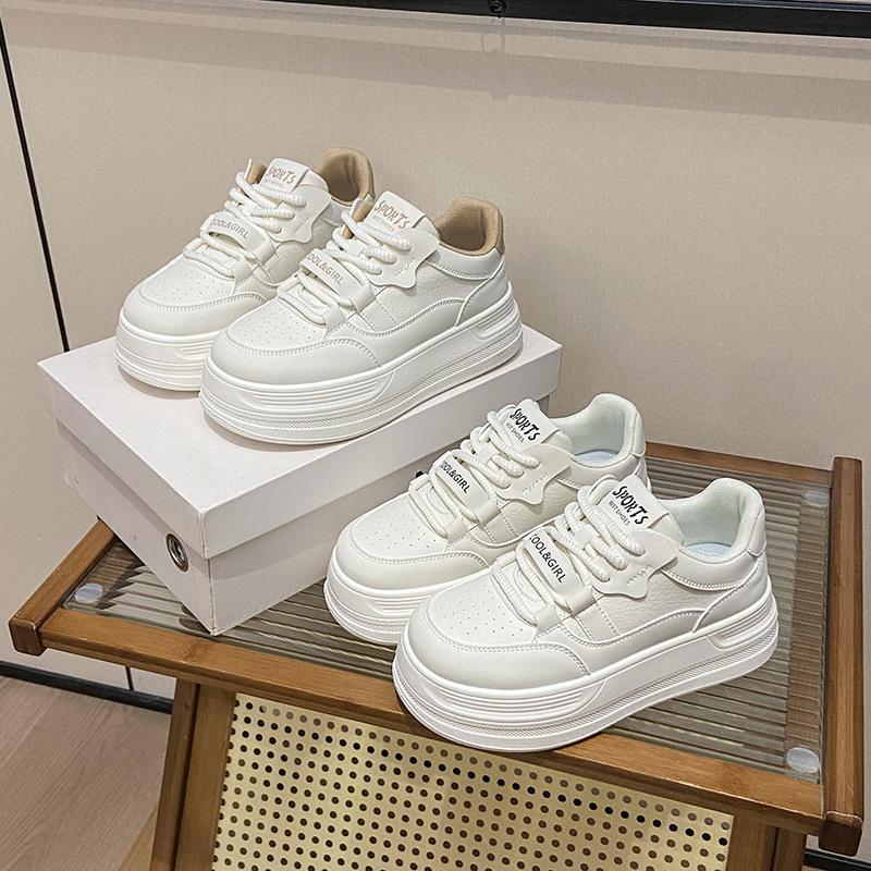 2025 little white shoes women's spring new Korean version ins female students leisure sports versatile board shoes street auction Y8625