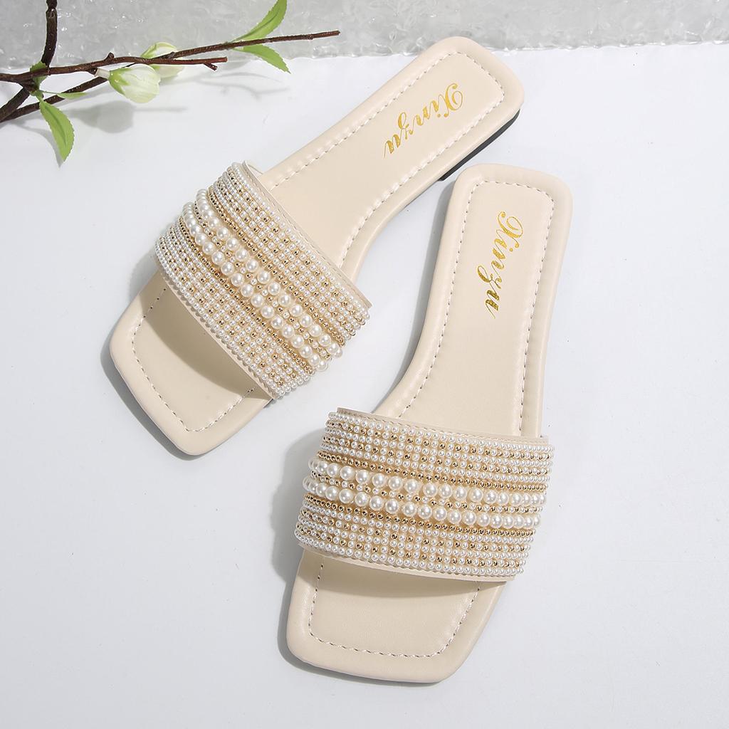 [Foreign Trade] Summer Wear Xiaoxiangfeng Slippers 2025 New Fashion Flat Bottom Pearl Soft Bottom French Sandals