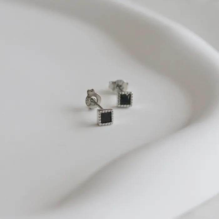 _EE51 925 Silver Black Square Mini Earrings