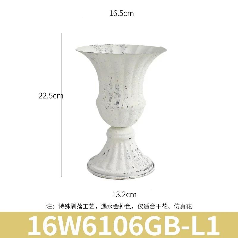 Weiße Retro Klassische Eisenkunst Vase Garten Schreibtisch Simulierte Blumentopf Für Blumenarrangement Hochzeit Feiertag Party Dekorieren
