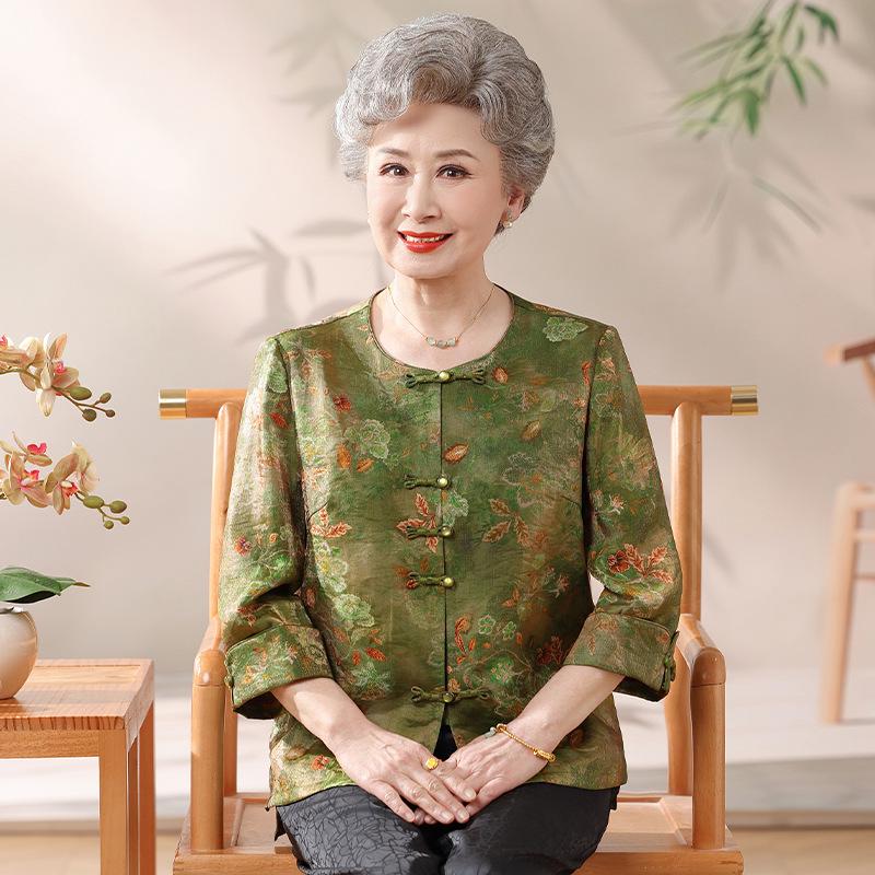 New Grandma Style: Chinese Spring/Summer Three-Quarter Sleeve Shirt for Middle-Aged & Elderly Women