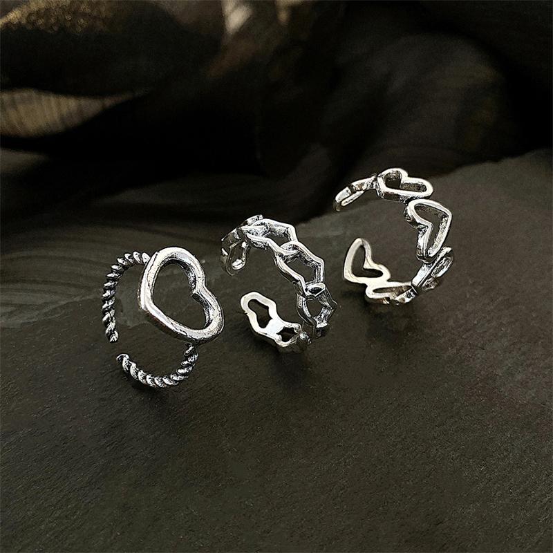 Kpop Silver Color Rings Set Y2K Crystal Heart Rings for Women Hollow Trendy Fashion Jewerly Emo Rings Accessories