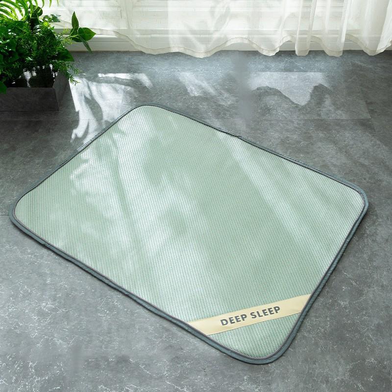 Pet Cooling Pad for Spring and Summer Pet Mat for Small Pets Weighing Up To Durable Blanket for Sofa Cats
