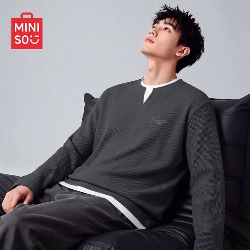 MINISO Men's Waffle V-Neck Faux Two-Piece Long Sleeve Top