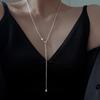Elegant Italian Corrugated Pull-Out Necklace for Women - Trendy, Simple Clavicle Chain, Creative Sweater Accessory.