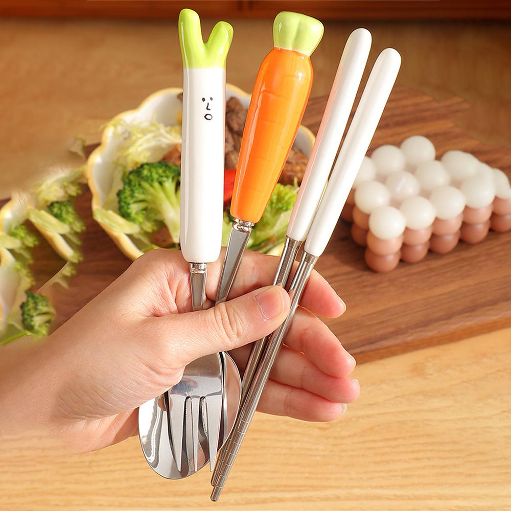 

Ложка из нержавеющей стали для смешивания, золотистая, креативная, красочная, кухонные принадлежности, ложка для помешивания кофе, бытовая, десерт для мороженого